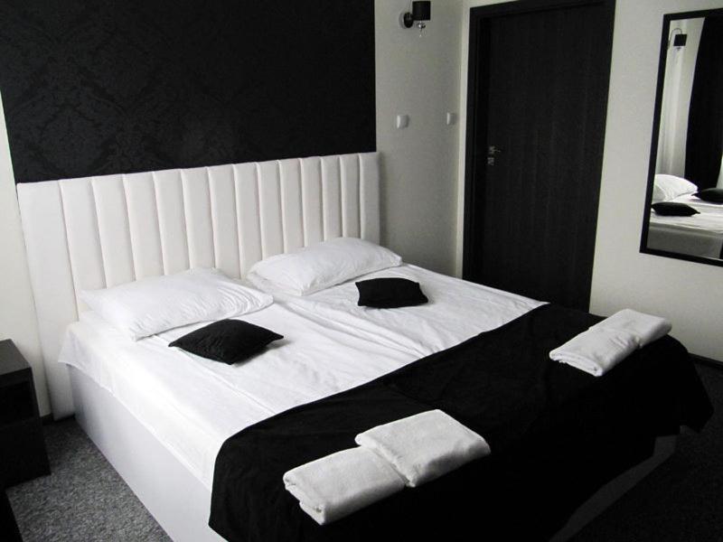 Slowianin Modliszewko Habitación foto